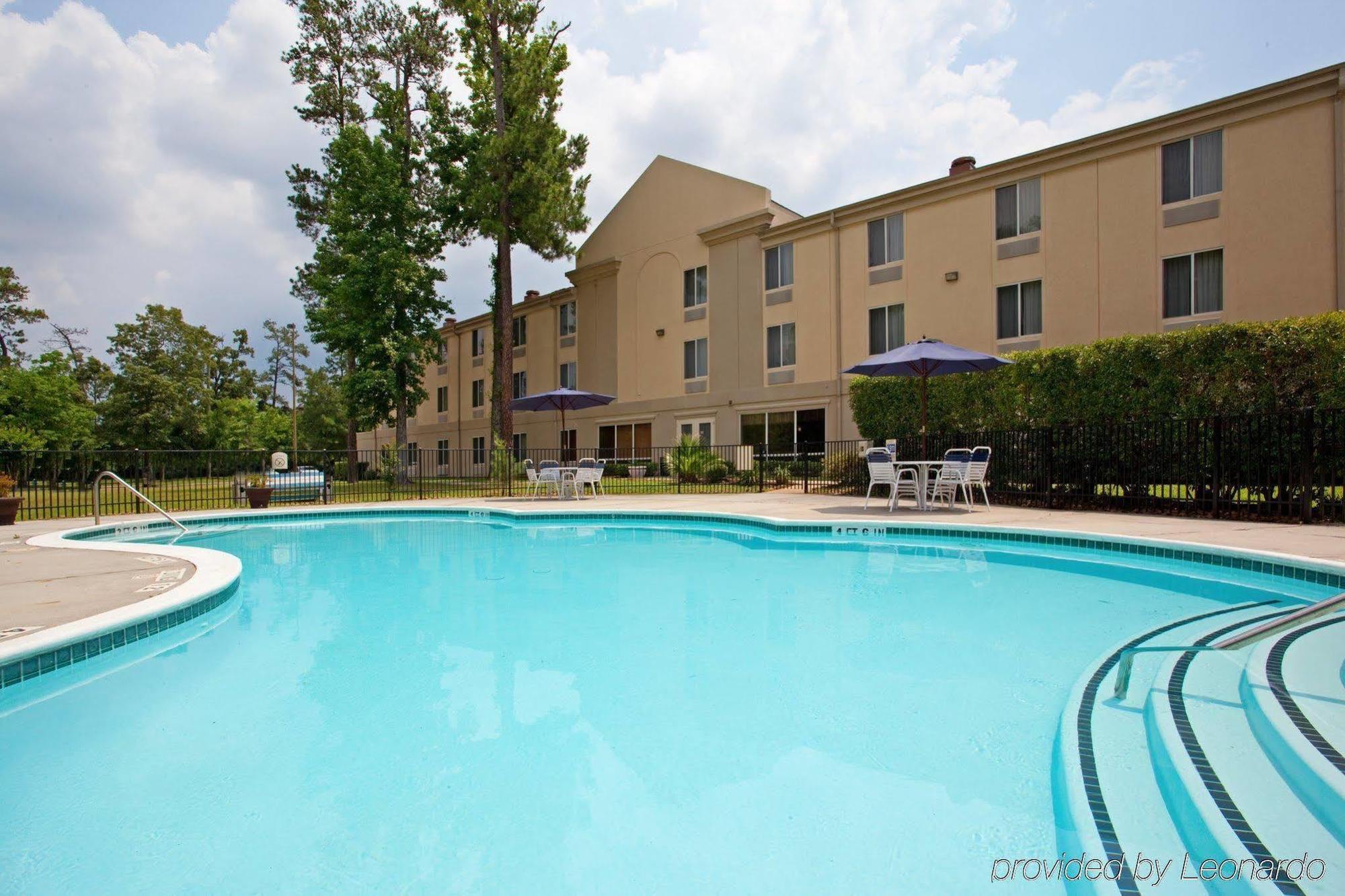 Holiday Inn Express Hotel And Suites Houston Kingwood Buitenkant foto