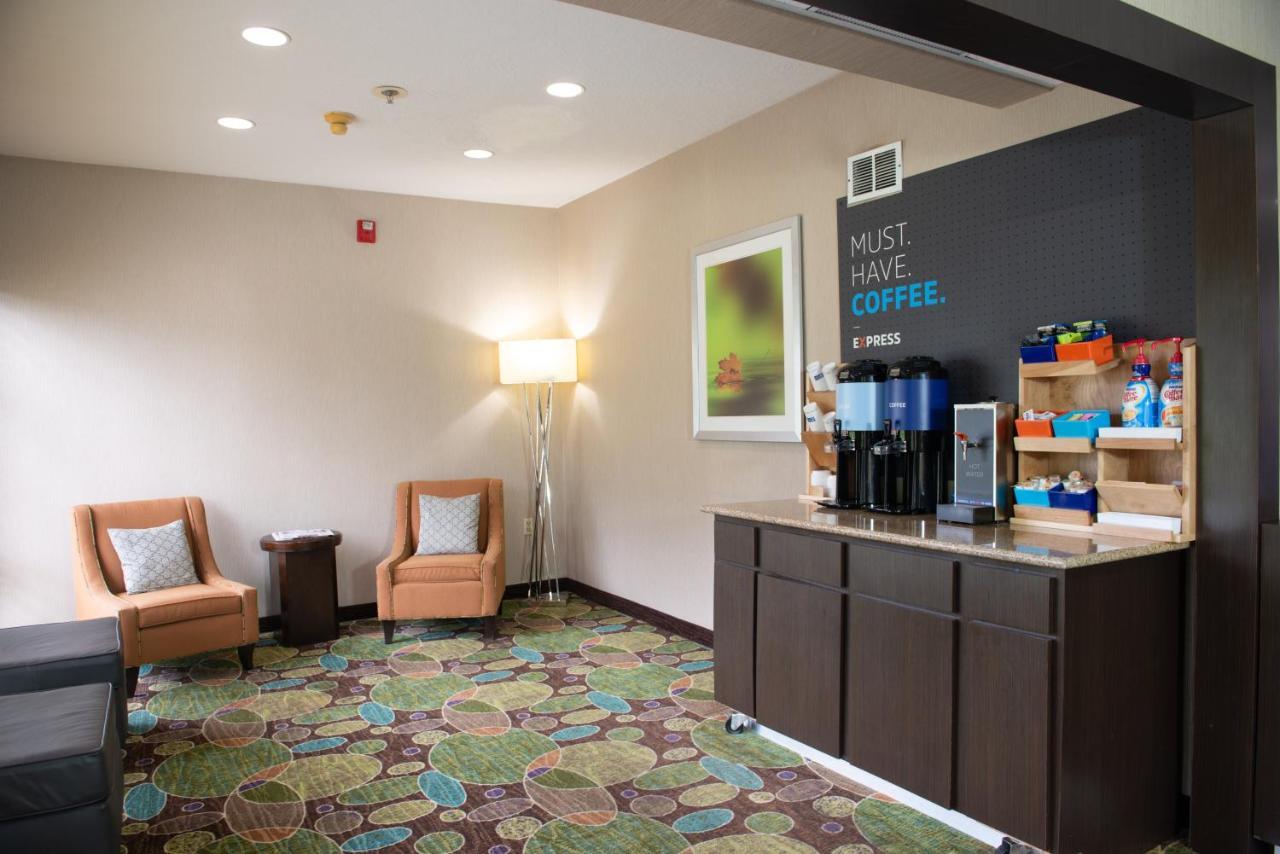 Holiday Inn Express Hotel And Suites Houston Kingwood Buitenkant foto